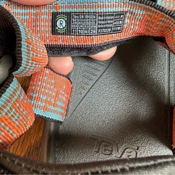 NWOT Teva Hurricane XLT2 Sandals Black Orange Mens 11 - Picture 3 of 7